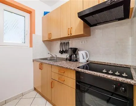 Apartman Julija *